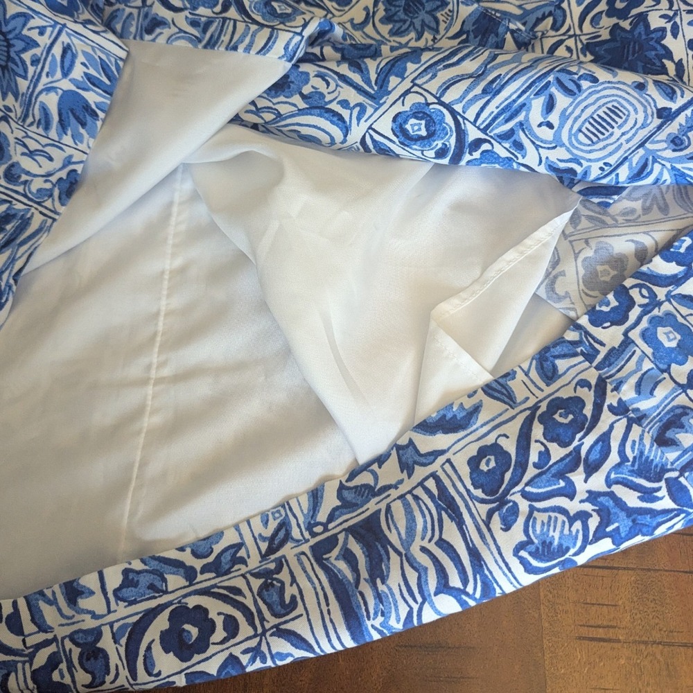 Ann Taylor Wrap Skirt Side Tie Blue White Floral Tile Print 14 Coastal Preppy - Picture 9 of 10